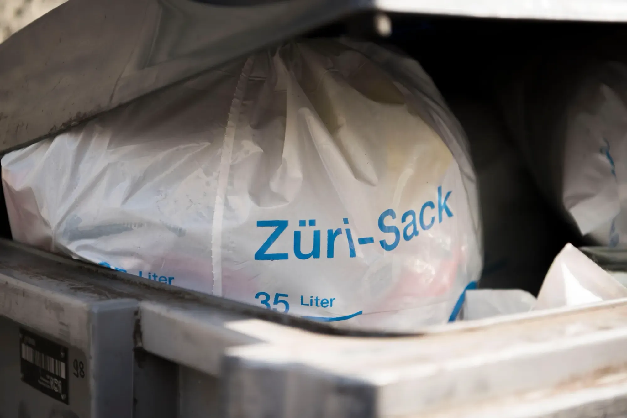 Koliko zapravo koštaju vrećice za smeće u Švicarskoj?